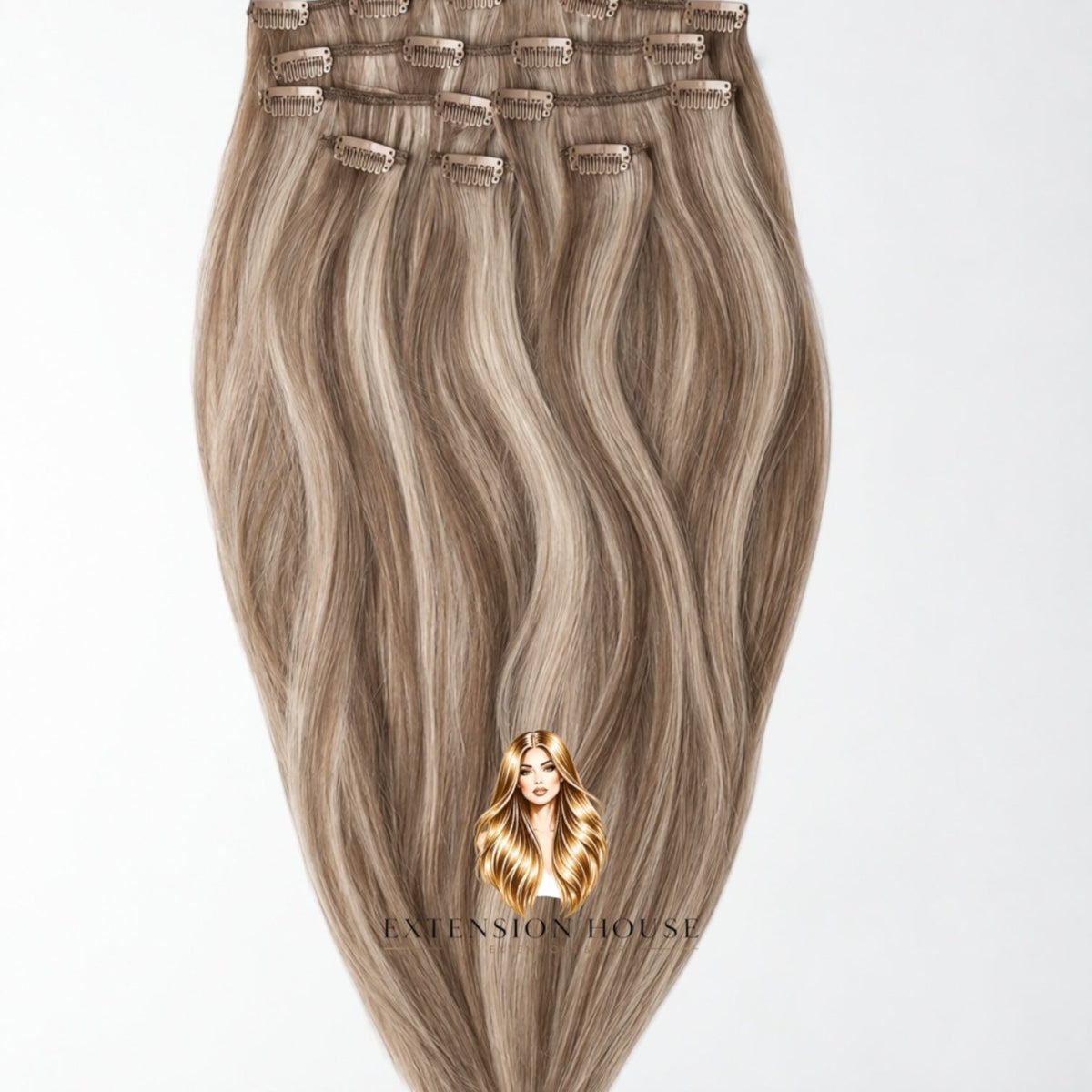 Extension house clip-in extensions van 100% human hair in asblond met donkere aanzet voor een natuurlijke rooted look.