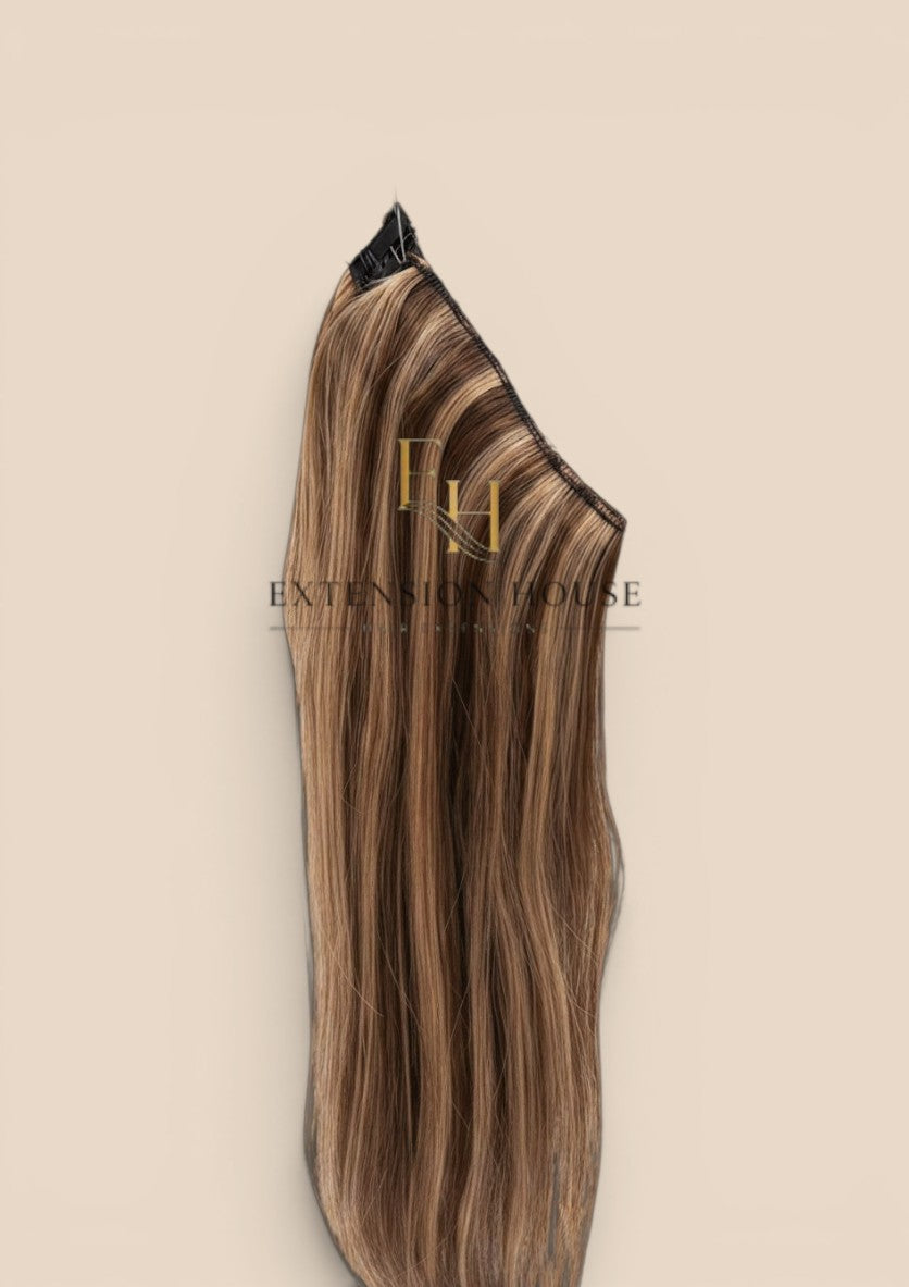 Extension house Halo Flip In extensions in chocoladebruin en honingblond mix van 100% human hair met clips.