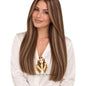 Extension house clip-in extensions in lichtbruin blond met goudblonde highlights gedragen door een vrouw