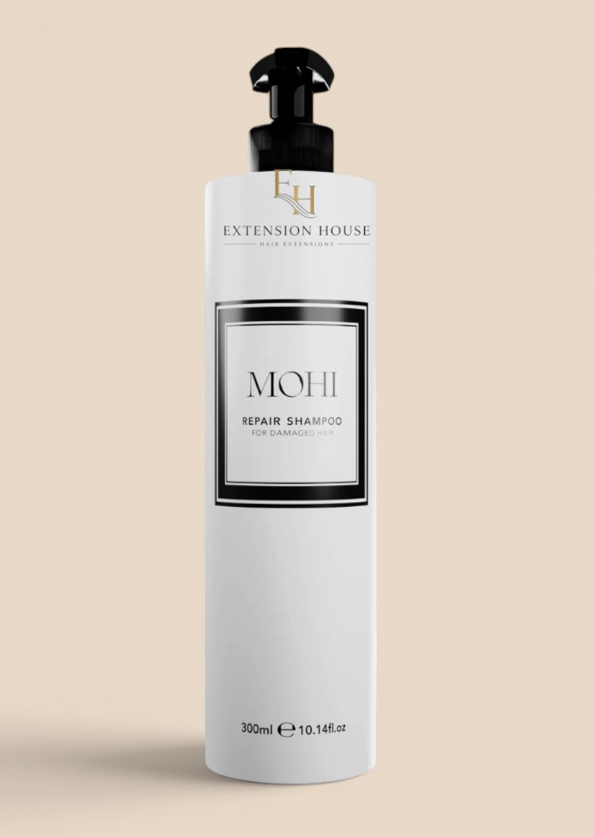MOHI herstellende shampoo van Extension house in een witte 300ml pompflacon voor intensief herstel van beschadigd haar.