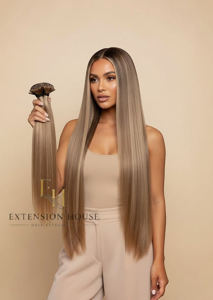 Extension house nanoring extensions in #6/20 light brown blonde highlight blend, 100% human hair, 40 cm 50 cm en 60 cm lengtes.