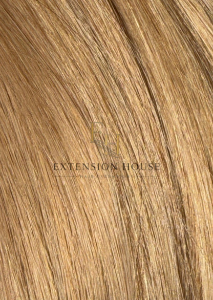 Extension House nanoring extensions van 100% human hair in #20 – Golden Blonde, een warme, gouden blonde tint.