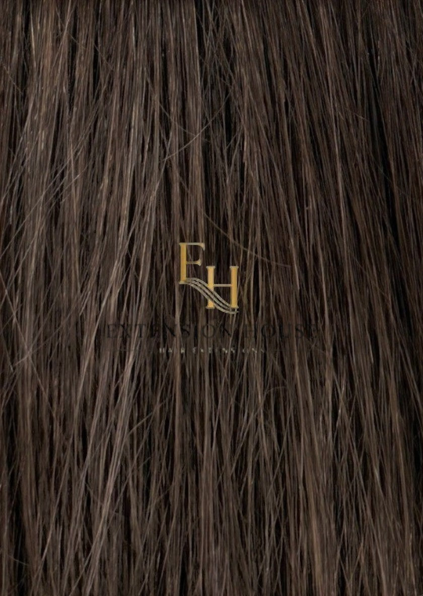 Extension house nanoring extensions van 100% human hair in soft black warm kleur #1A. Natuurlijke, warme bruine tint.